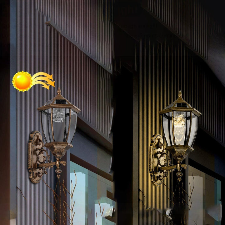 Solar outdoor wall light