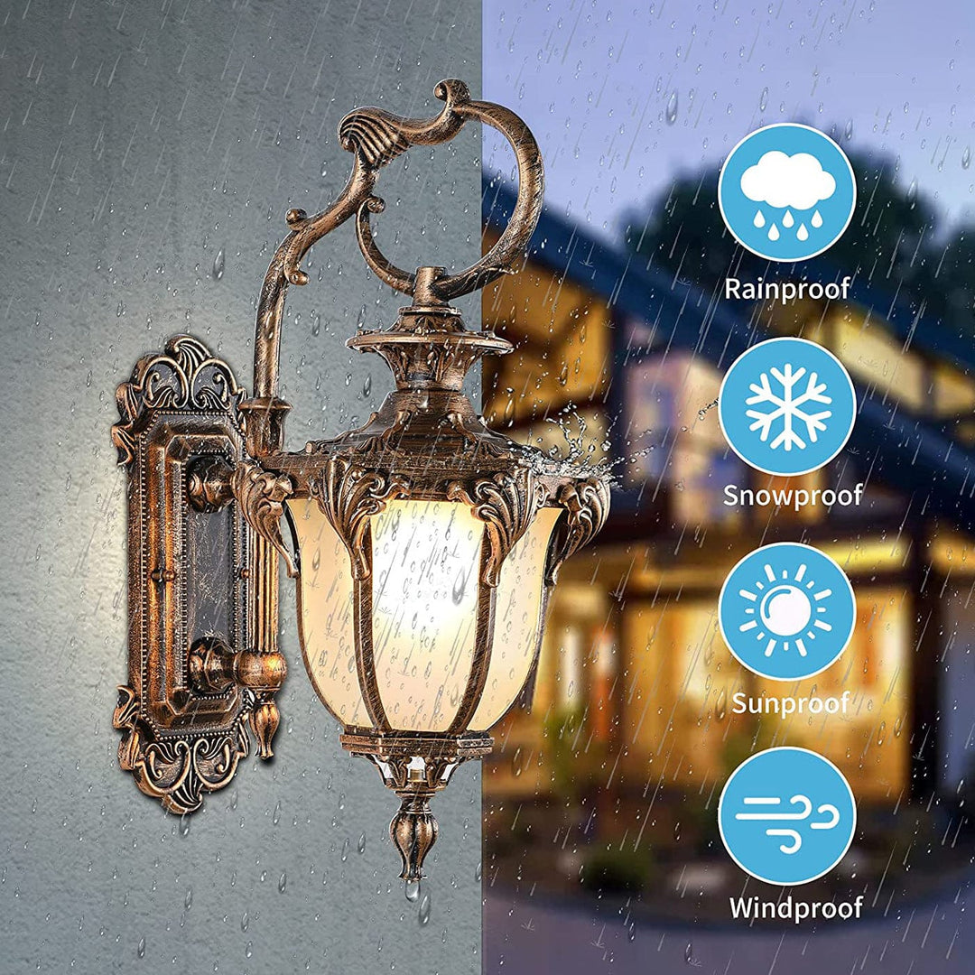 Lantern outdoor wall light